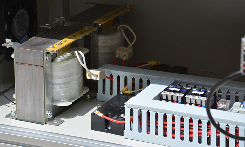 桌面式手機數(shù)據(jù)線粘接UV固化機 桌面式手機數(shù)據(jù)線粘接UV固化機